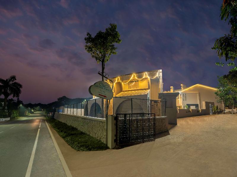 Sarovar Portico Srinagar image