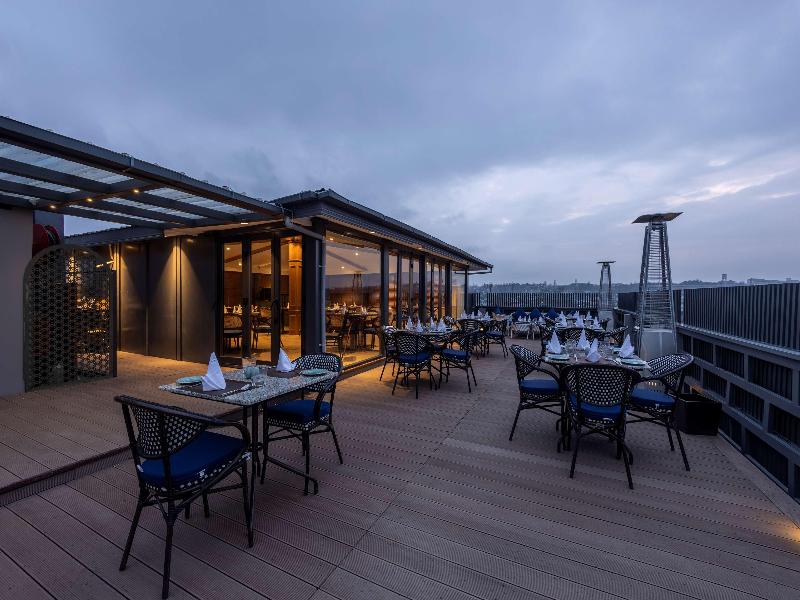 Sarovar Portico Srinagar image
