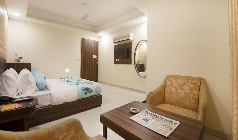 Hotel Srv Palace image
