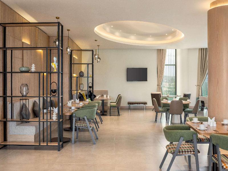 Tryp By Wyndham Zomin image 1