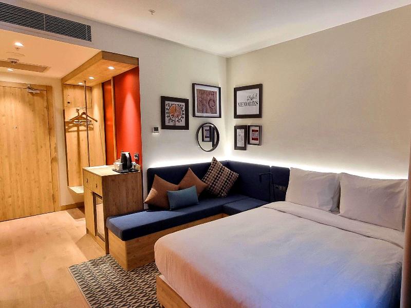 Tryp By Wyndham Zomin image