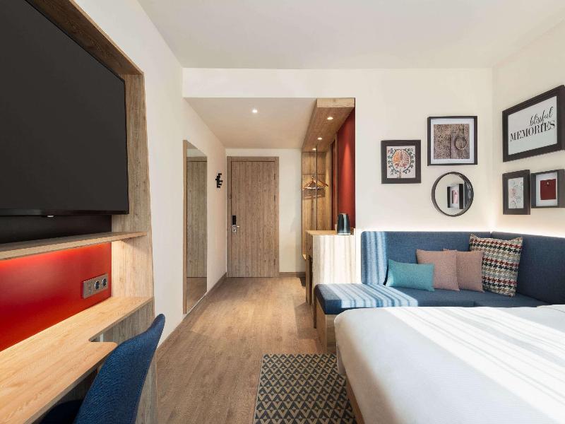 Tryp By Wyndham Zomin image