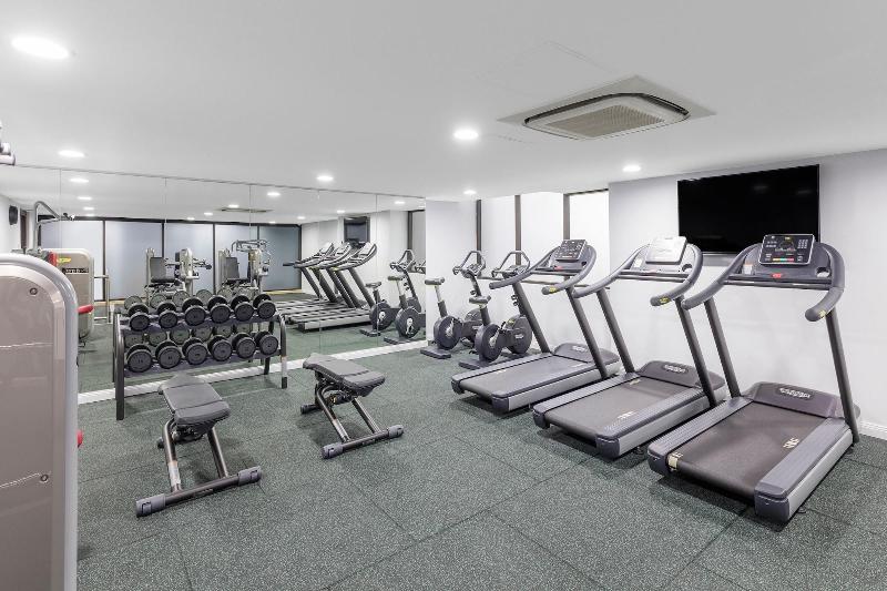 Meriton Suites Church Street, Parramatta image