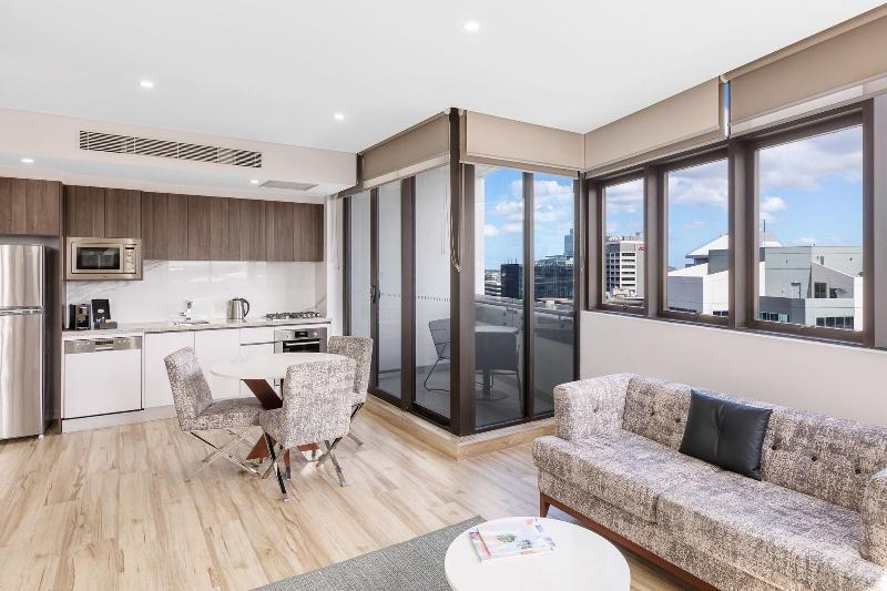 Meriton Suites Church Street, Parramatta image