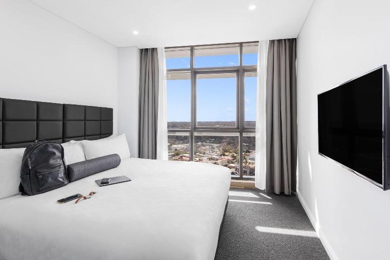Meriton Suites Church Street, Parramatta image