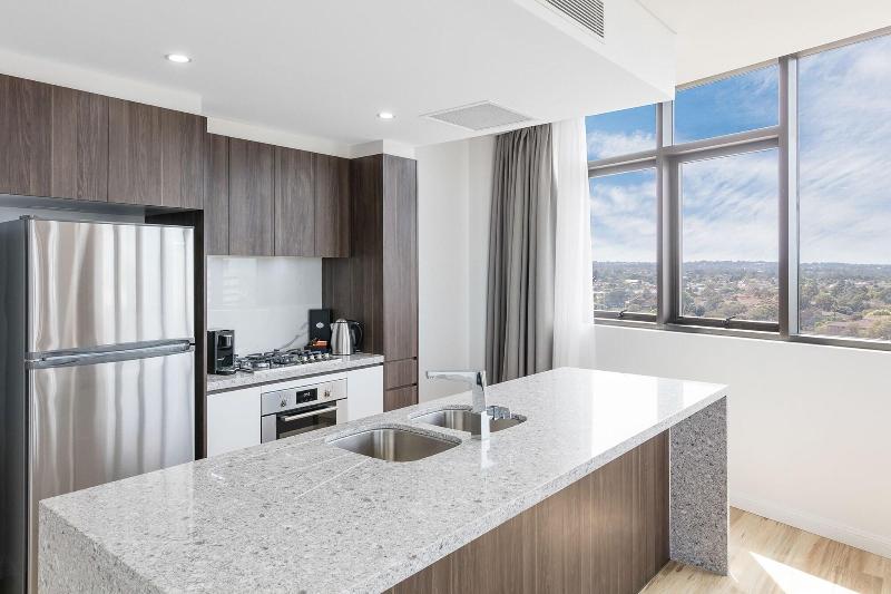 Meriton Suites Church Street, Parramatta image