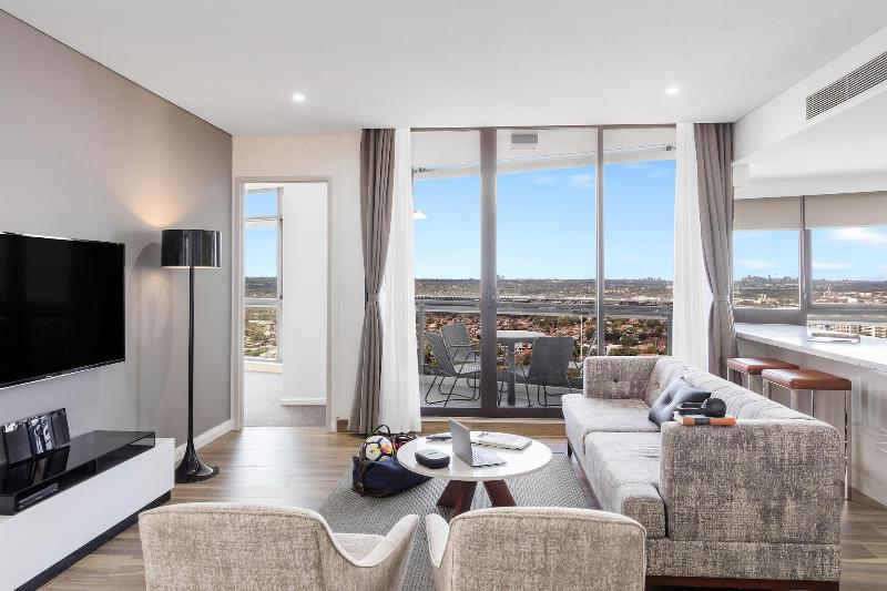 Meriton Suites Church Street, Parramatta image