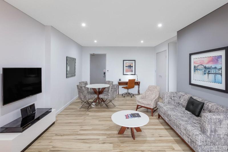 Meriton Suites Church Street, Parramatta image