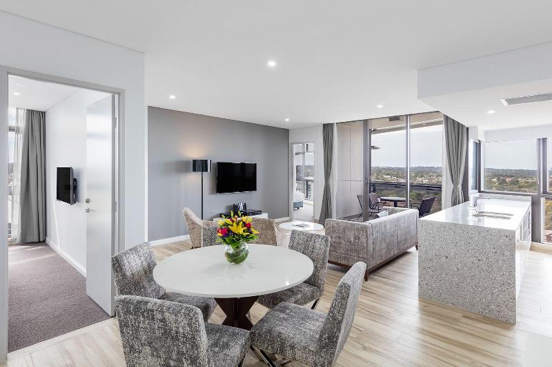 Meriton Suites Church Street, Parramatta image