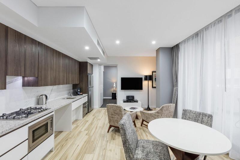 Meriton Suites Church Street, Parramatta image