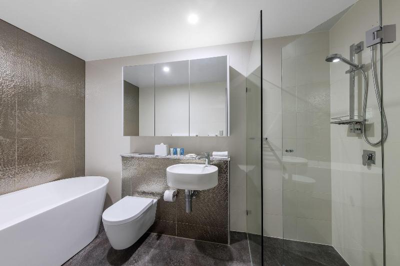 Meriton Suites Church Street, Parramatta image
