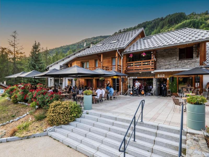 Auberge De La Graviv Re image