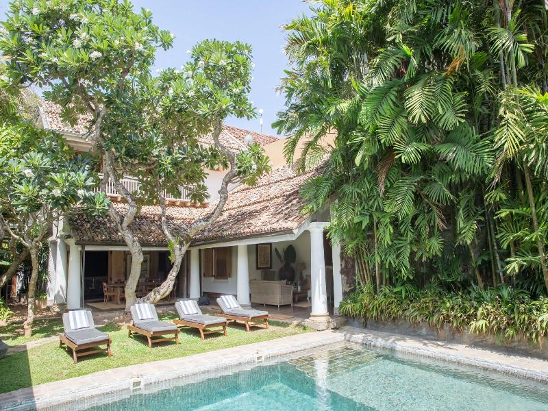 Taru Villas Rampart Street image