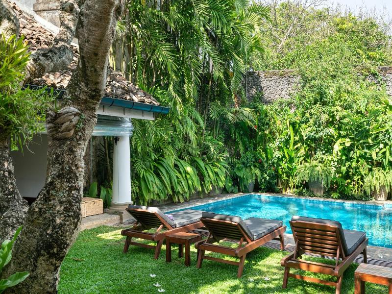 Taru Villas Rampart Street image