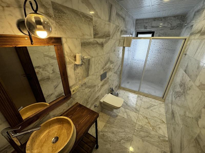Rustic Caves Hotel image