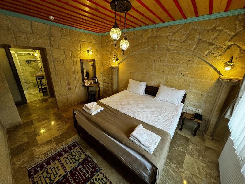 Rustic Caves Hotel image