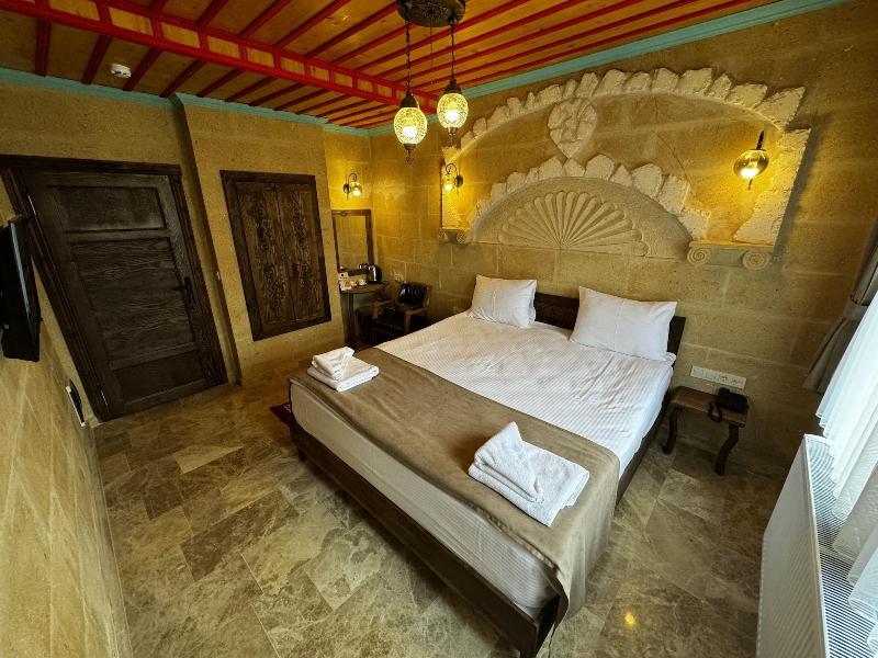 Rustic Caves Hotel image