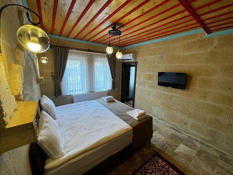 Rustic Caves Hotel image