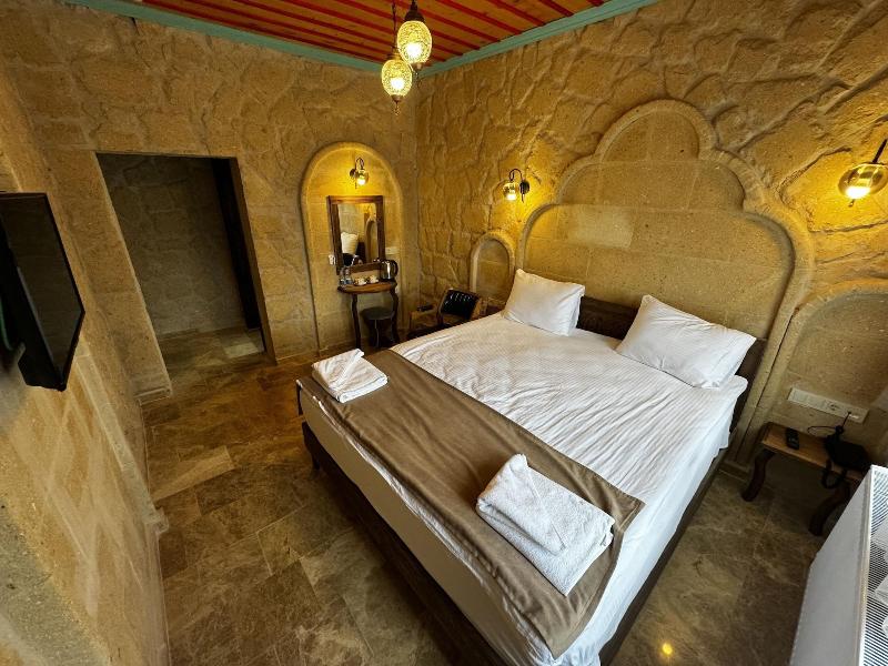 Rustic Caves Hotel image