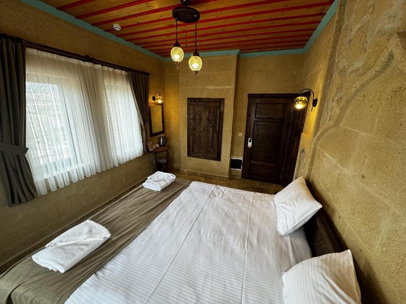Rustic Caves Hotel image
