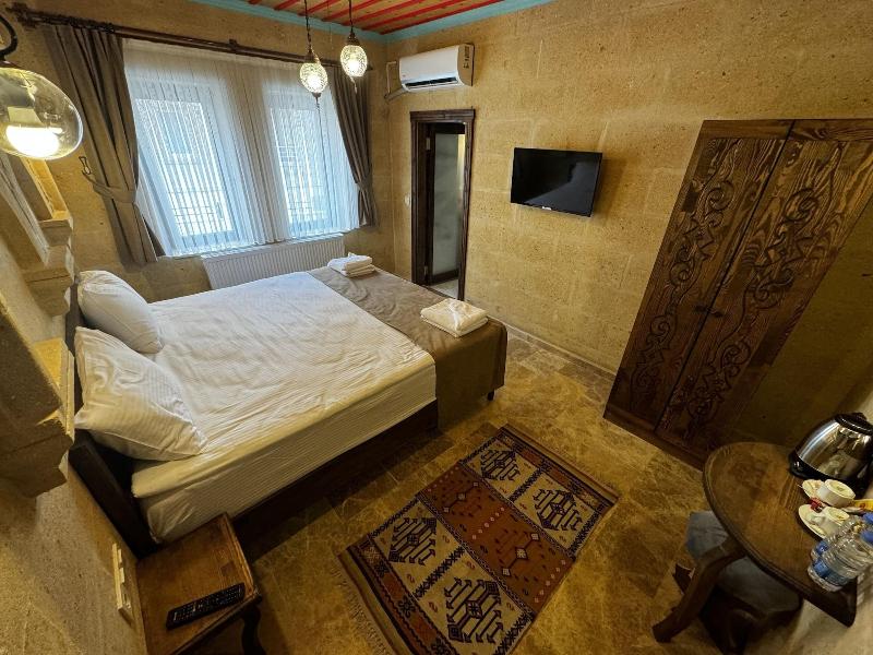 Rustic Caves Hotel image