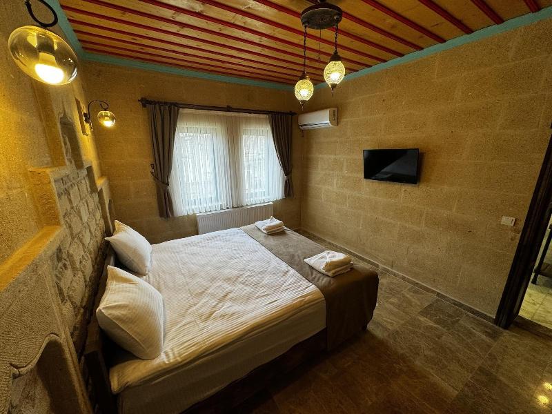 Rustic Caves Hotel image