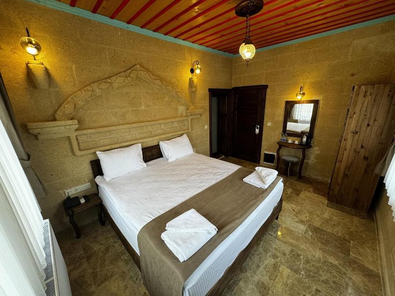 Rustic Caves Hotel image