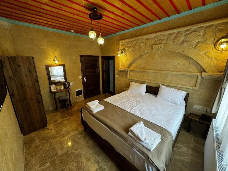 Rustic Caves Hotel image