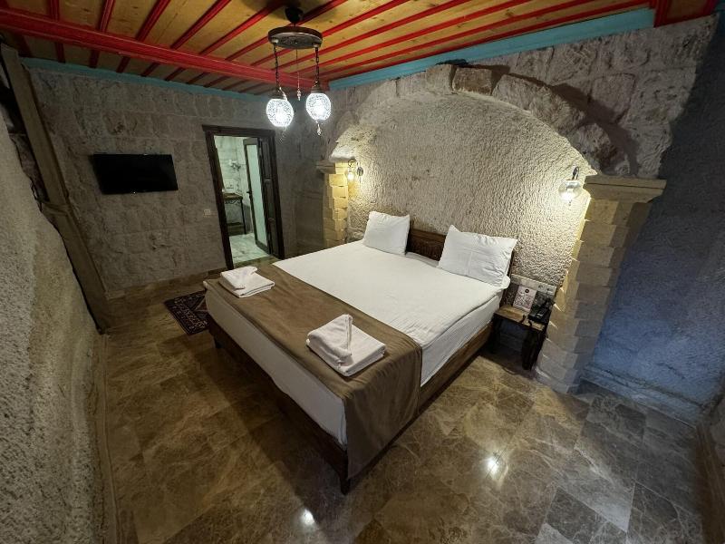 Rustic Caves Hotel image