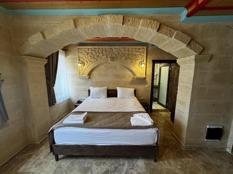 Rustic Caves Hotel image