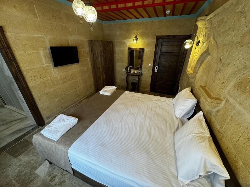 Rustic Caves Hotel image