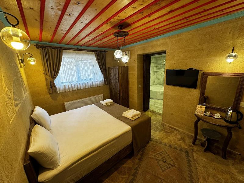 Rustic Caves Hotel image
