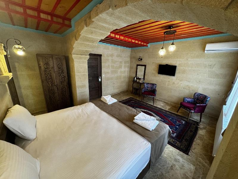 Rustic Caves Hotel image