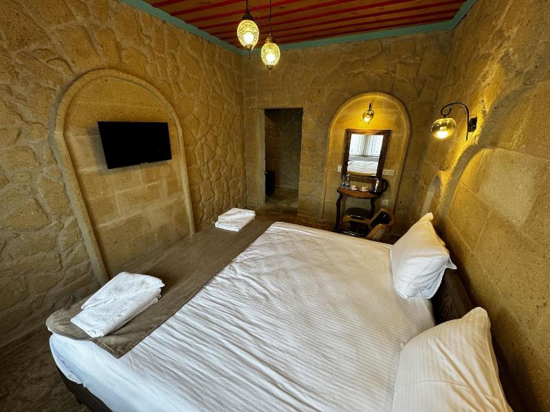 Rustic Caves Hotel image