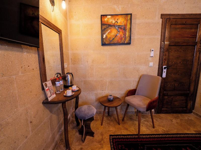 Rustic Caves Hotel image