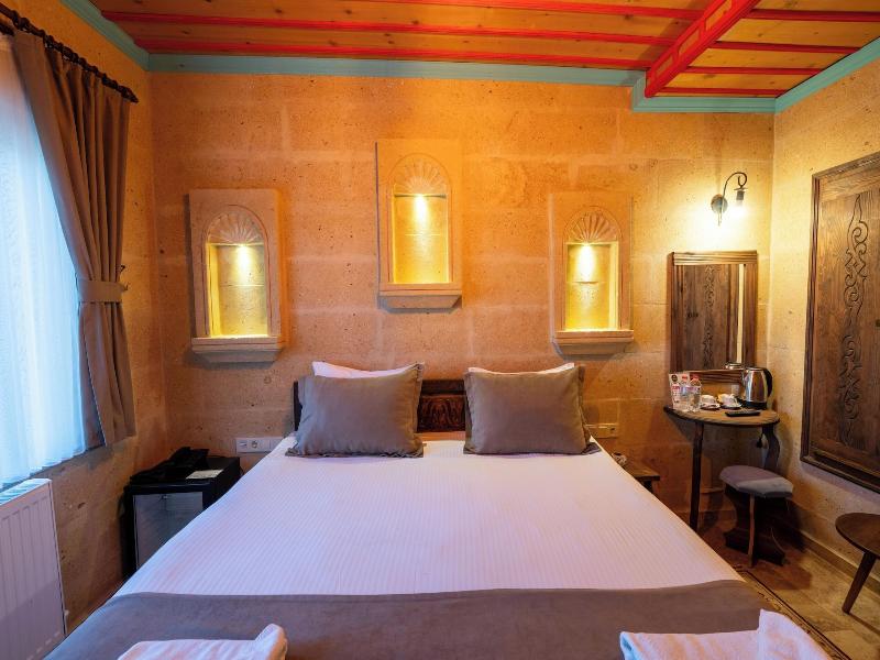 Rustic Caves Hotel image