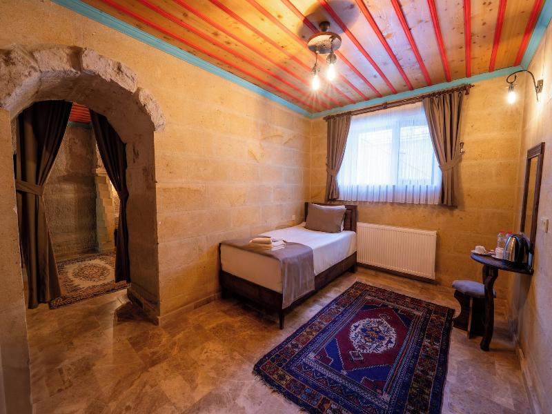 Rustic Caves Hotel image