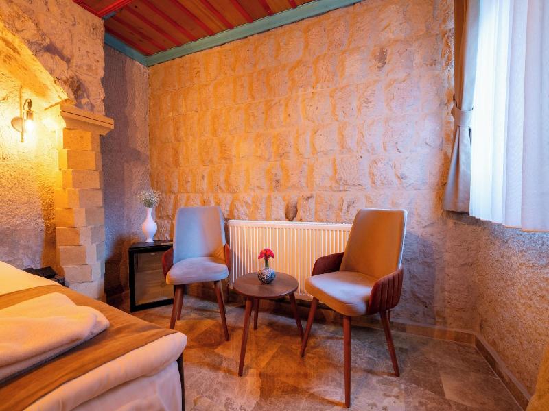 Rustic Caves Hotel image