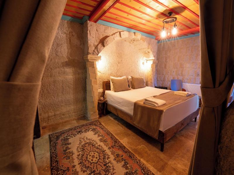 Rustic Caves Hotel image