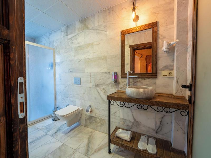 Rustic Caves Hotel image