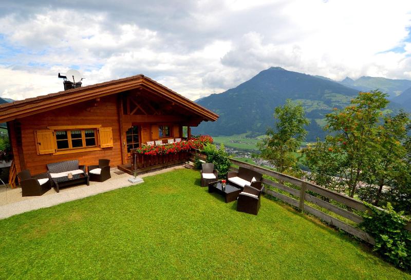 Chalets Apartments Wachterhof image