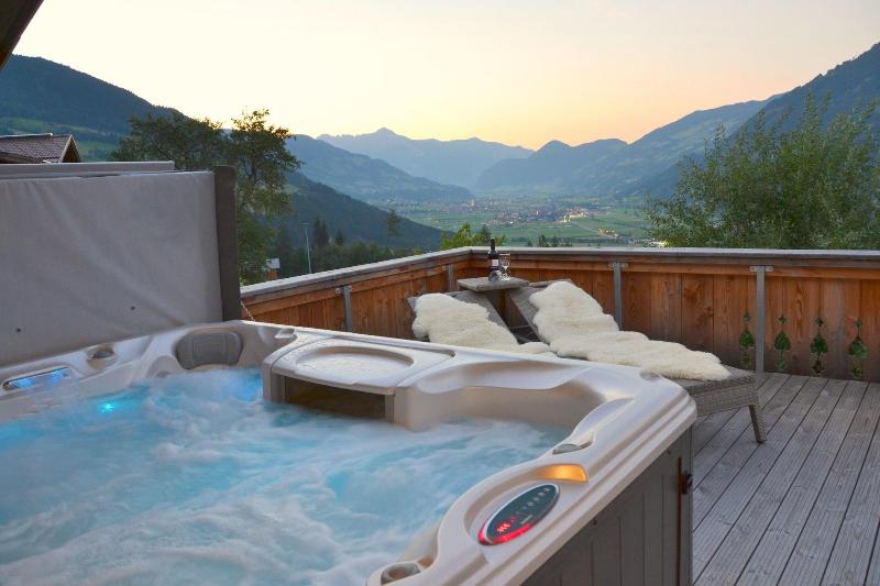 Chalets Apartments Wachterhof image