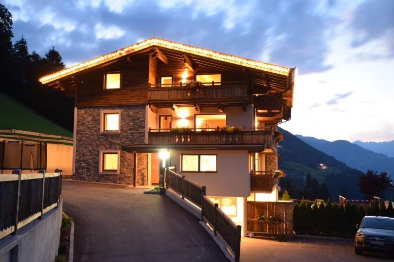 Chalets Apartments Wachterhof image