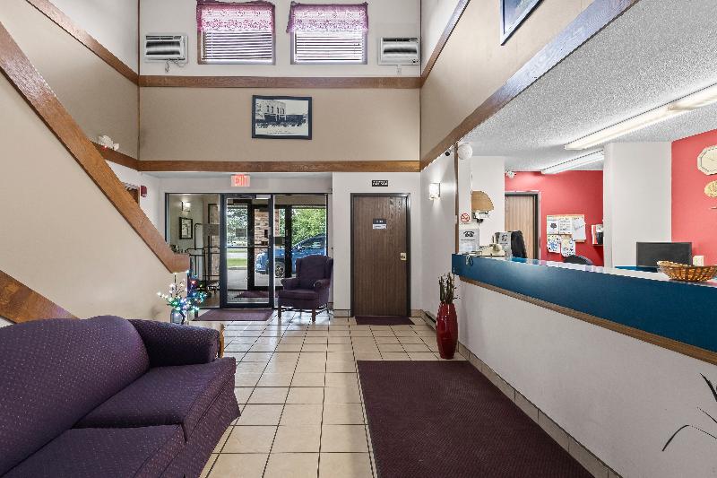 Wautoma Inn by OYO Near Airport WI 73 image