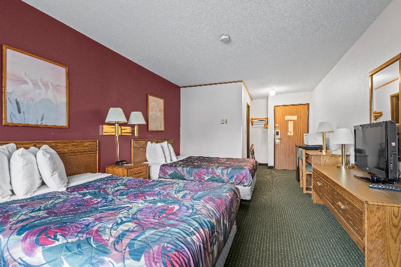 Wautoma Inn by OYO Near Airport WI 73 image