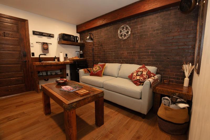 The Frenchman Suites image