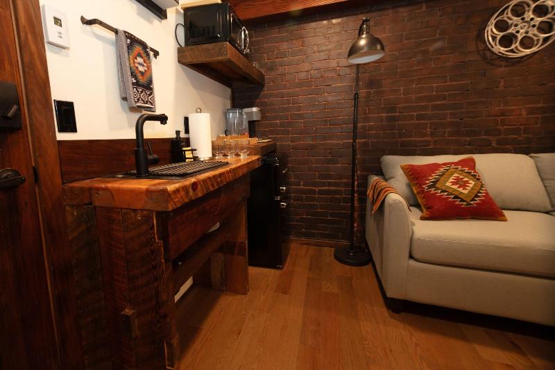 The Frenchman Suites image