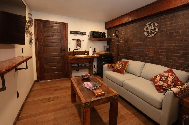 The Frenchman Suites image