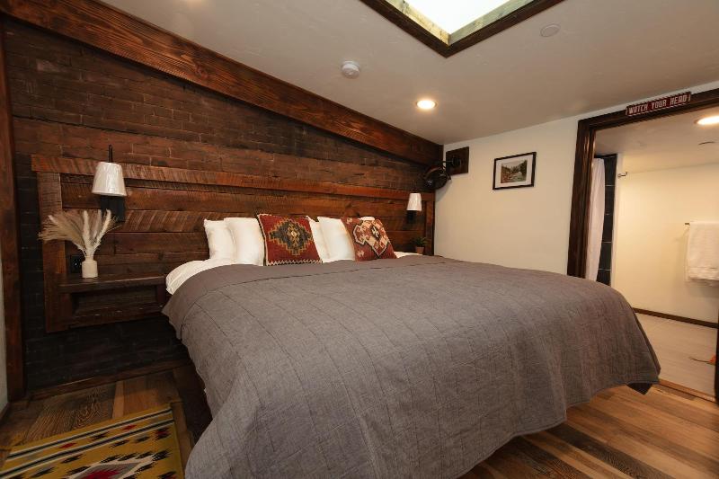 The Frenchman Suites image