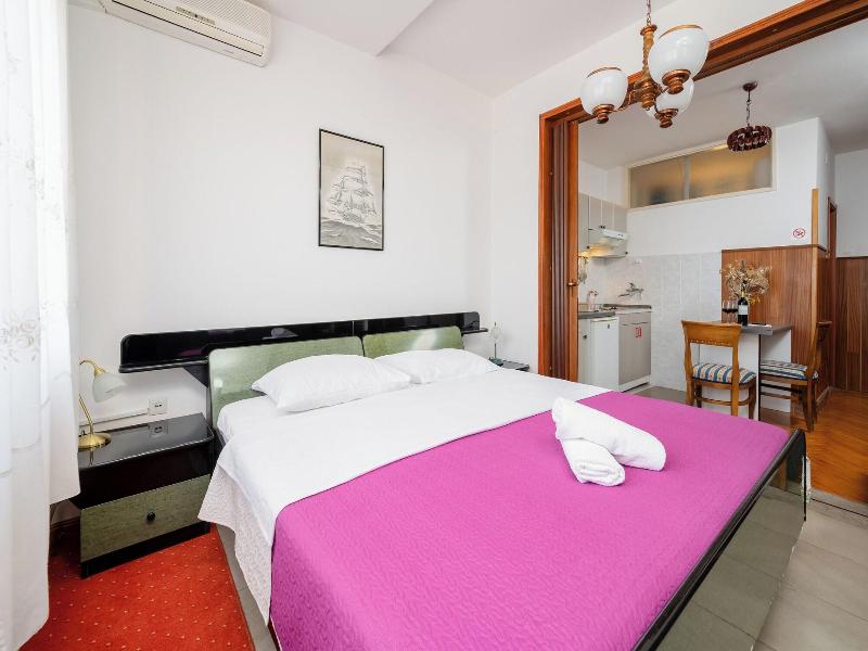 Villa Segetski Dvori - Tradition Since 1964 image
